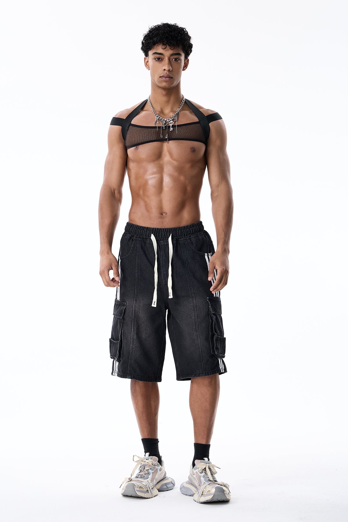 Ice Sheen Fishnet Chest Strap Black