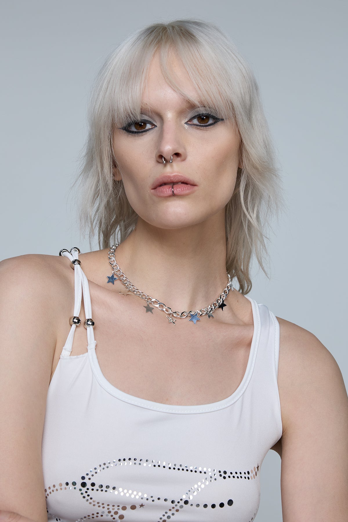 Linear Metal Star Necklace