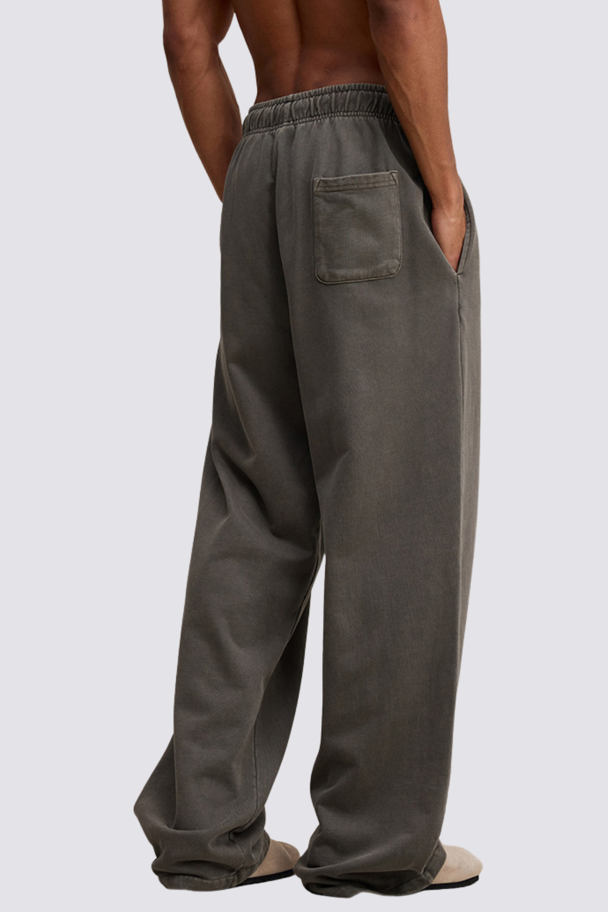 Linear Pace Straight Pants Brown