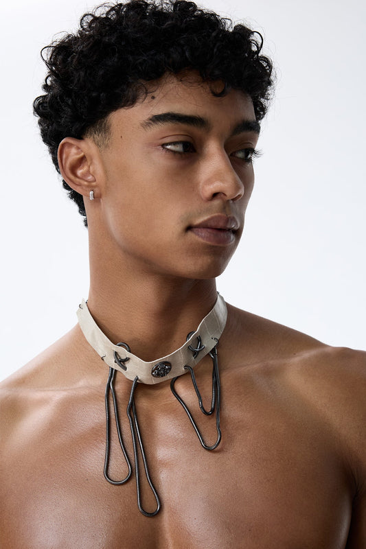 Liquid Flash Medusa Leather Choker