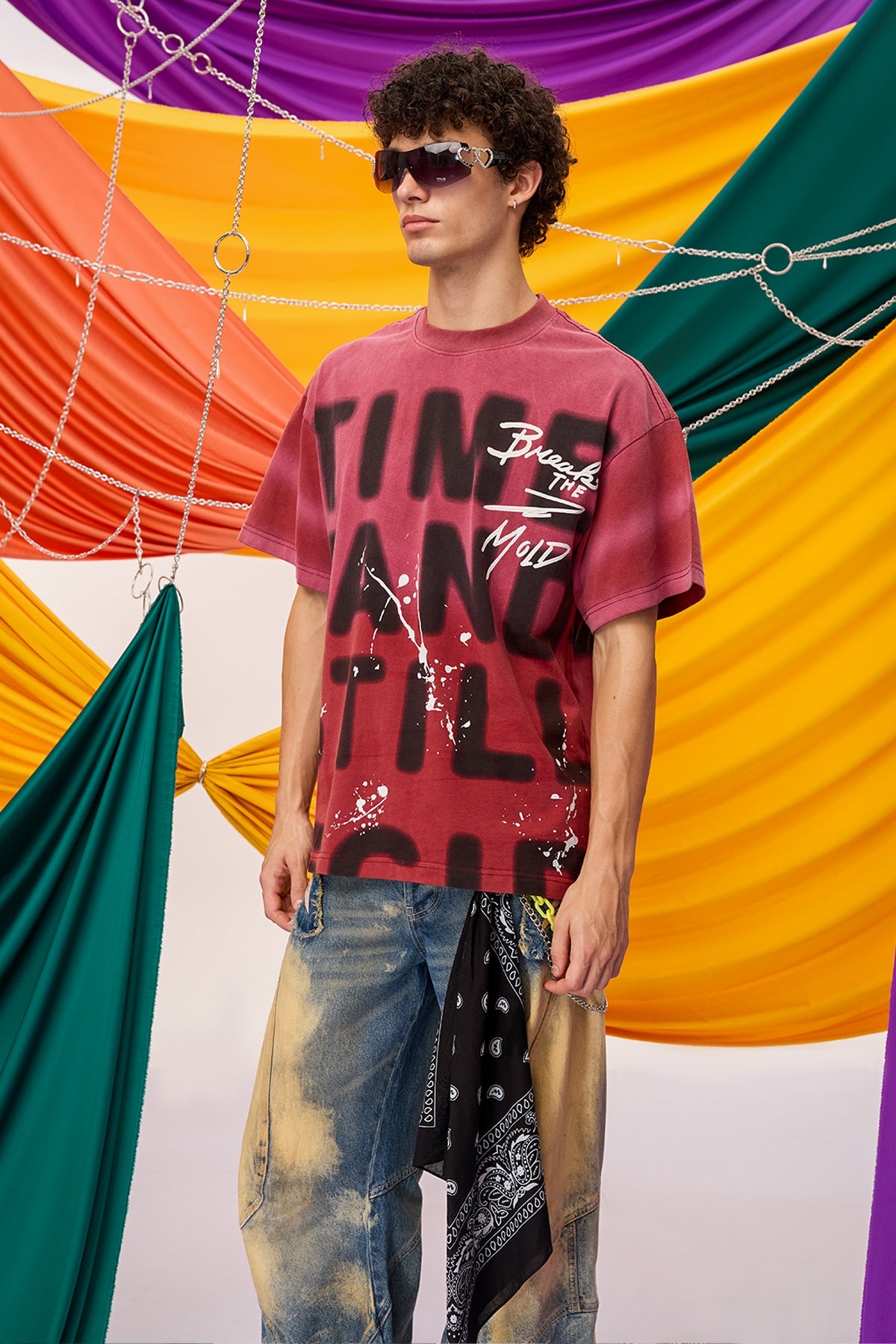 Low Trace Graffiti T-Shirt Pink