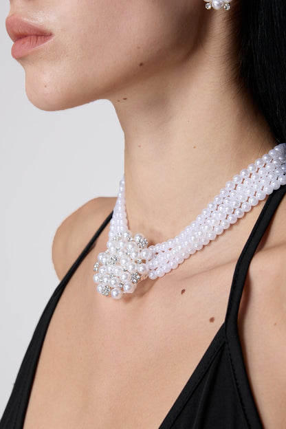 Lustre Metal Flower Pearl Necklace