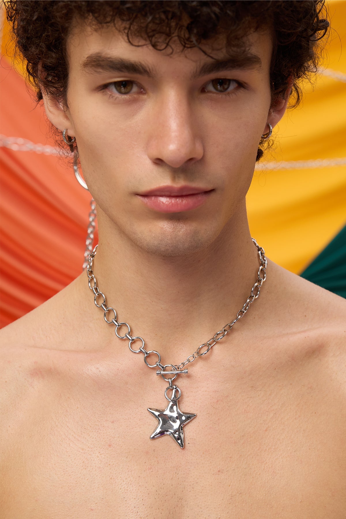 Metallic Balance Star Necklace