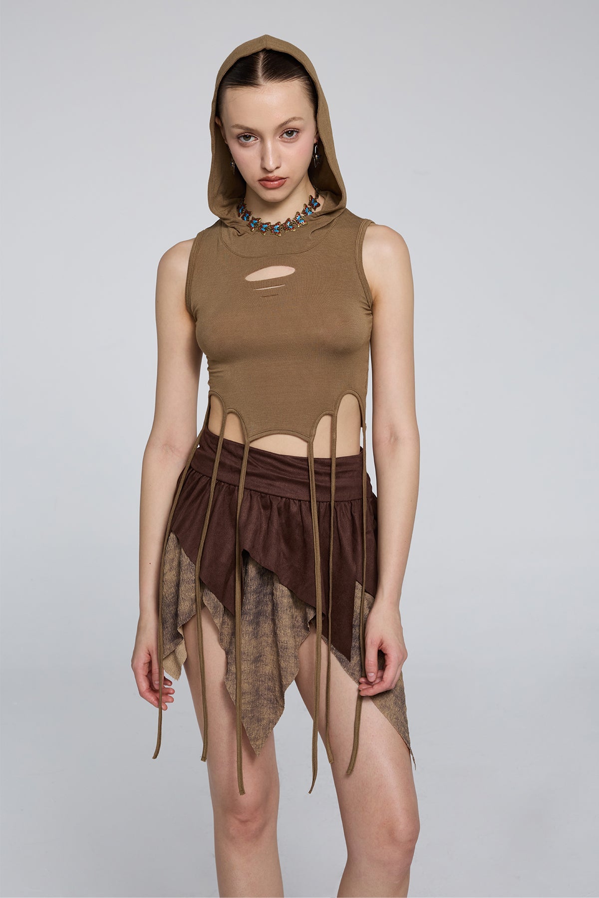 Midriff Aperture Sleeveless Hooded Fringe Crop Top