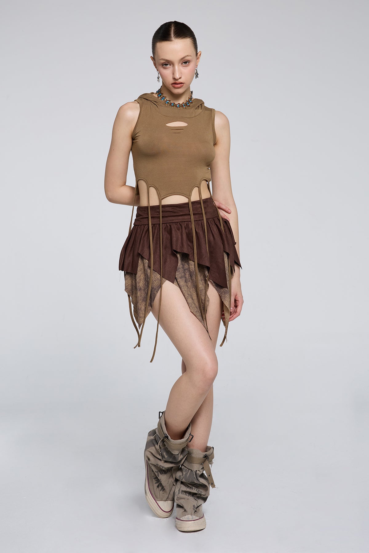 Midriff Aperture Sleeveless Hooded Fringe Crop Top