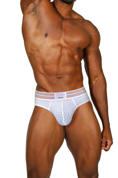 Men’s Mesh Briefs with Detachable Padding for Enhanced Shape