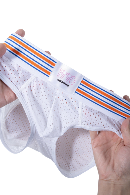 Men’s Mesh Briefs with Detachable Padding for Enhanced Shape
