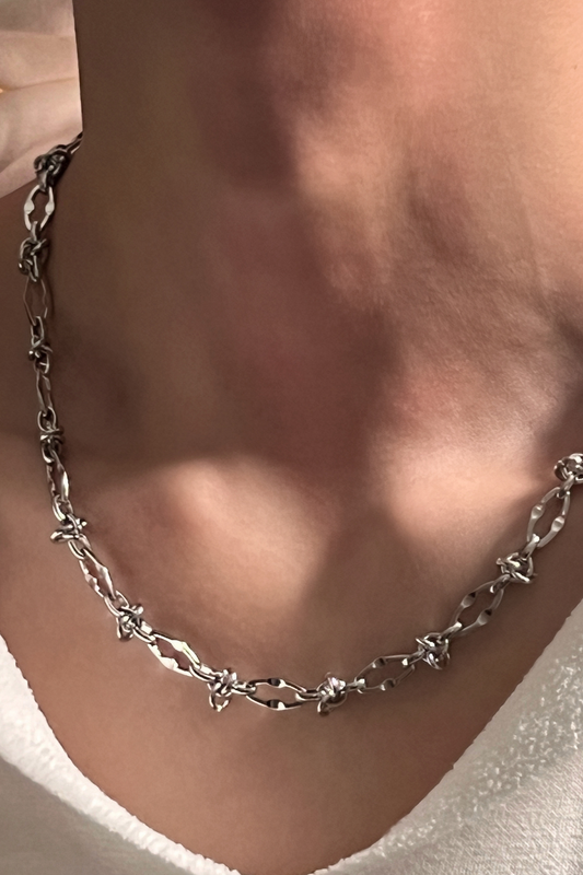Noir Lace Necklace