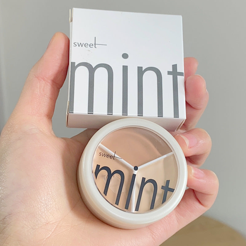 Three-Shade Concealer Palette