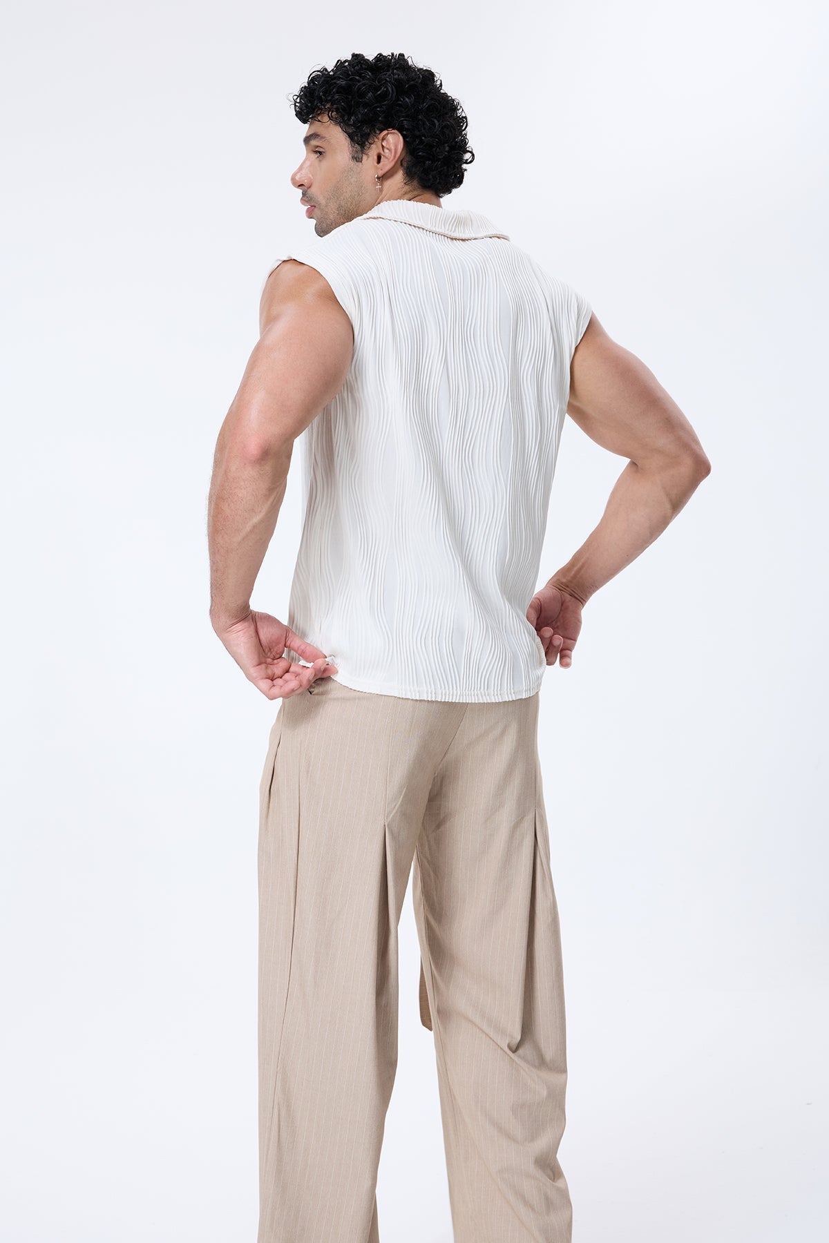 Obscure Sheet Sleeveless Top White