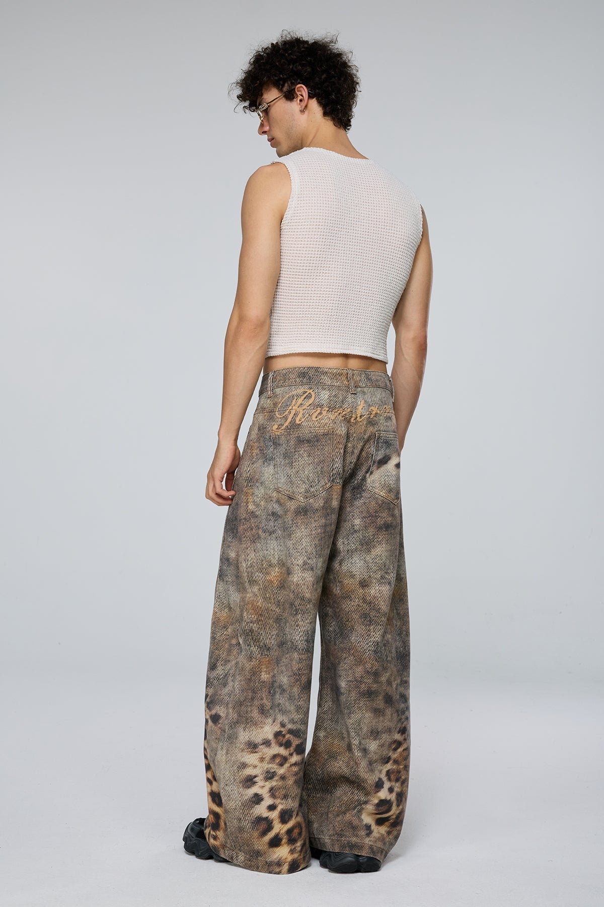 Predator Trace Leopard Barrel Jeans