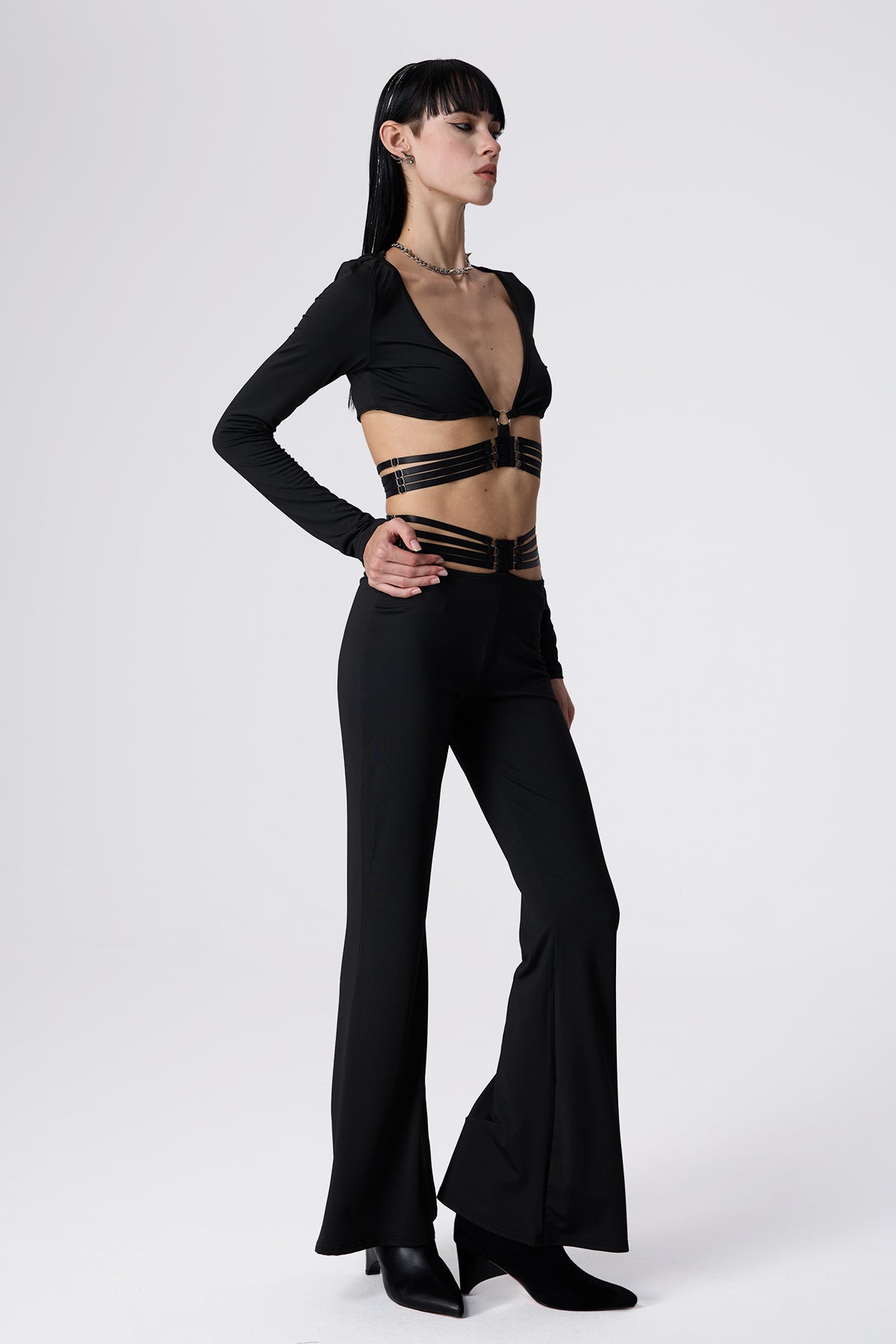 Pulse Mask V Neck Long Sleeve Pants Set