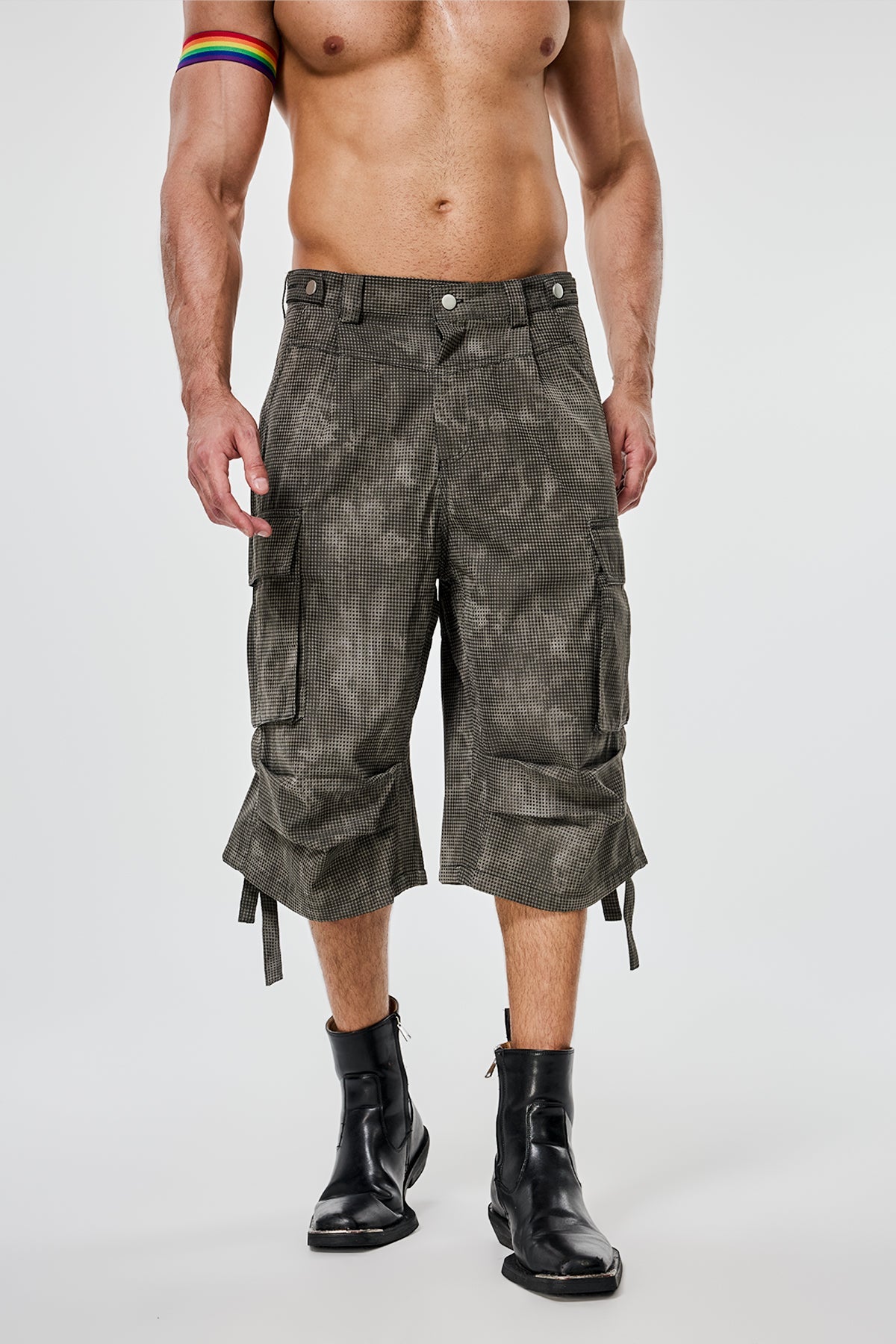 Quiet Form Straight Capri Pants