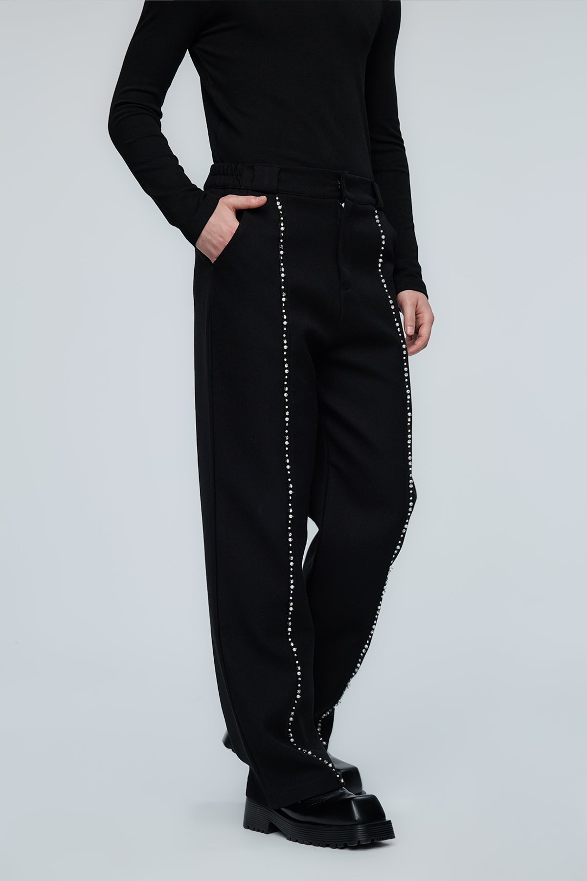 Refined Movement Straight Pants