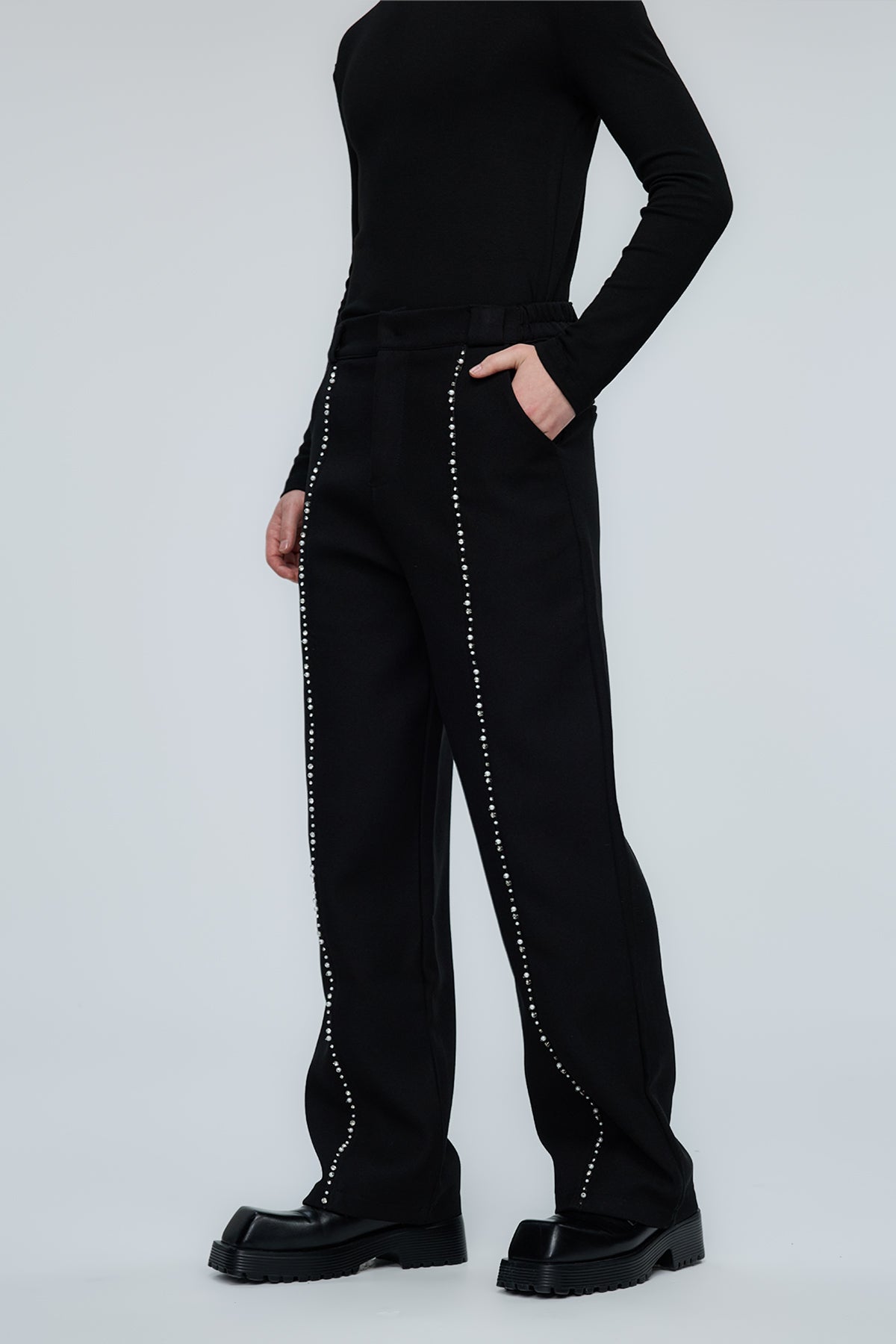 Refined Movement Straight Pants
