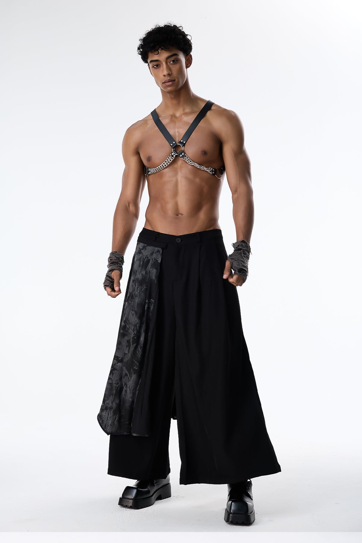 Rusted Veil Leather Chest Strap
