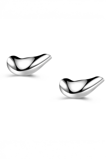 Sleek Minimalist Earrings with Drop Design