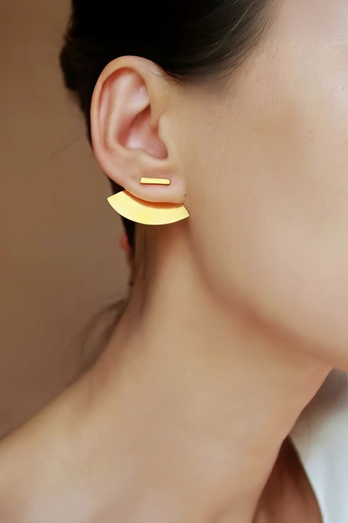 Minimalist Curved Stud Earrings - Unisex Design