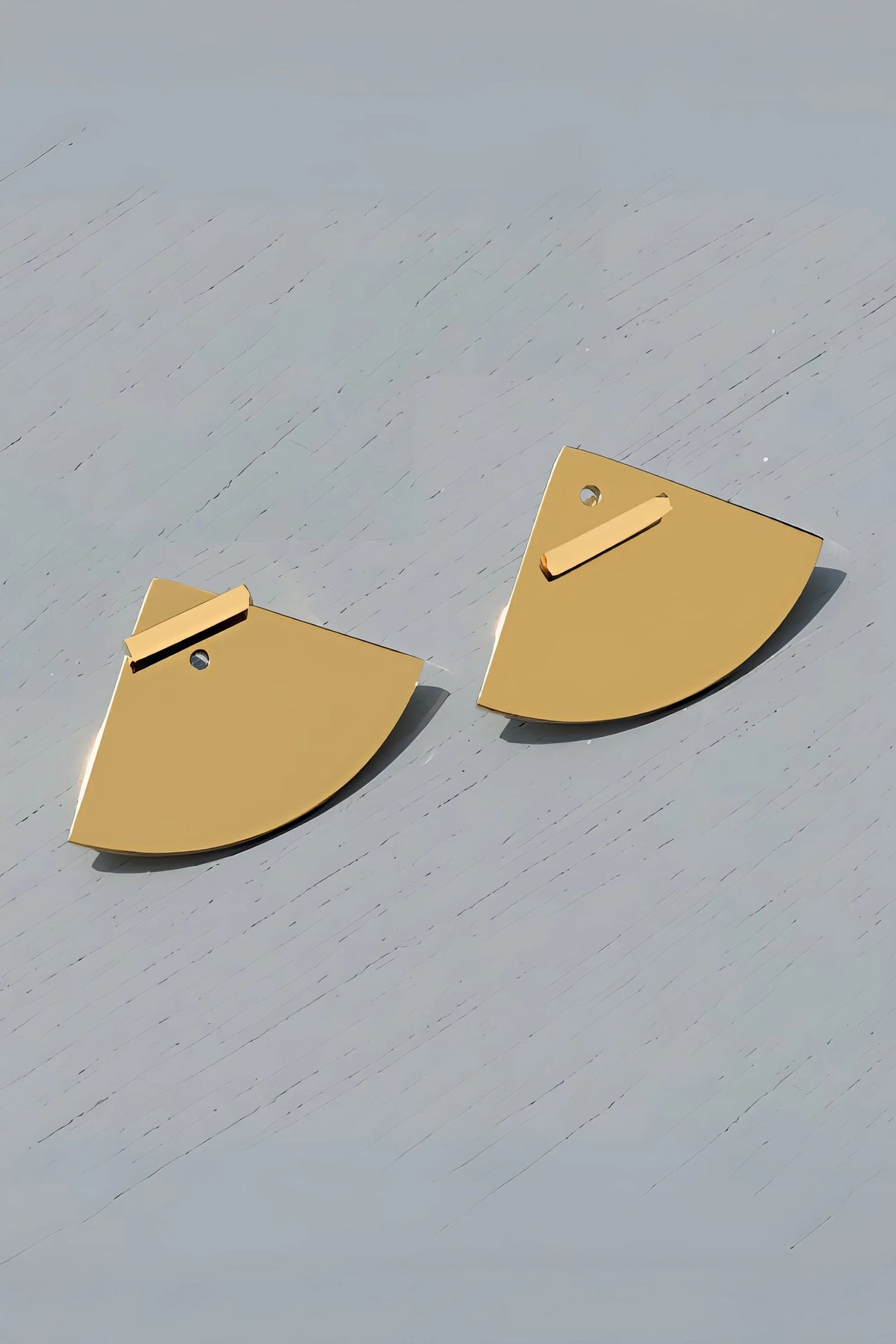Minimalist Curved Stud Earrings - Unisex Design
