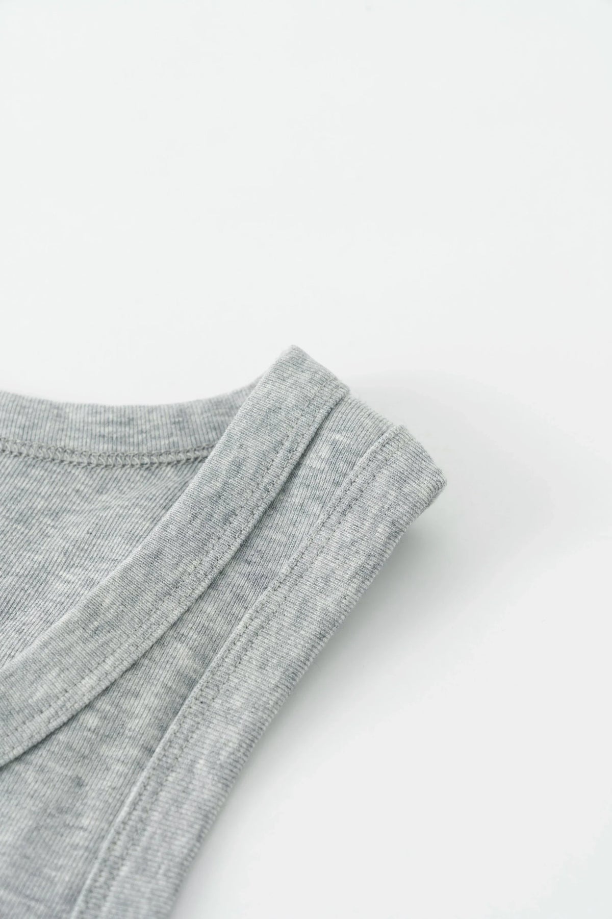 Summer Tank Top – Minimalist, Loose-Fit Workout Vest