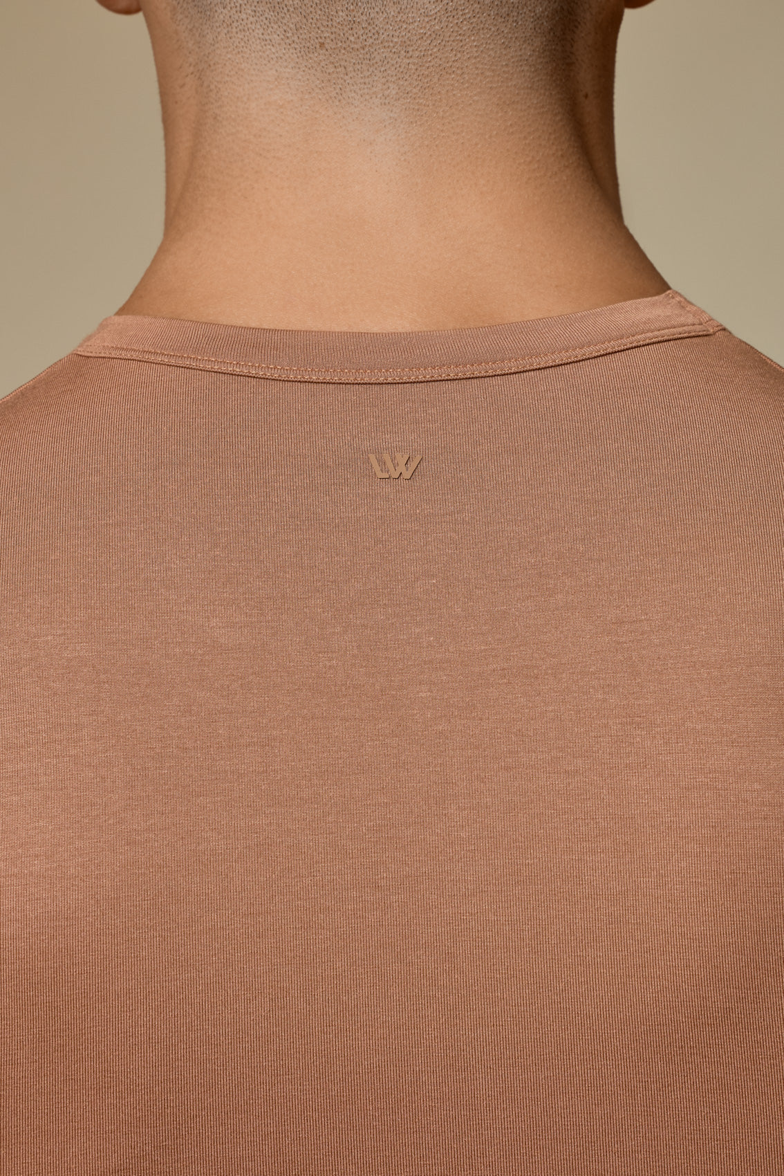 WHISPER UNDERSHIRT SECOND SKIN - MOCHA