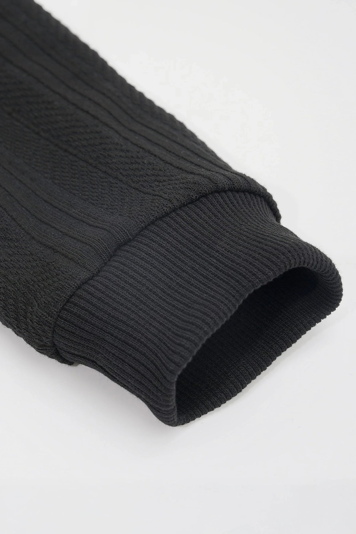 Men's Long Sleeve Knit Sweater with Textured Pattern