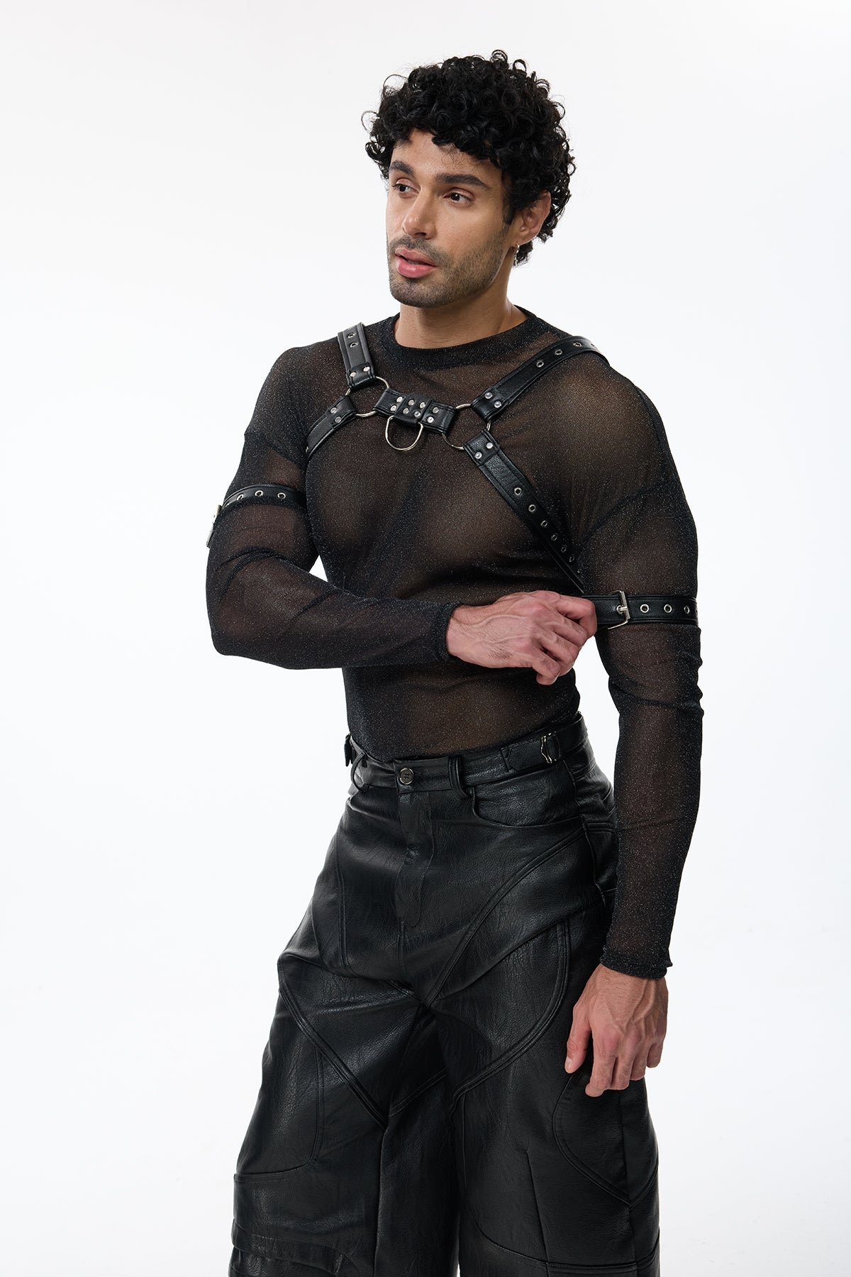 Savage Link Leather Chest Harness