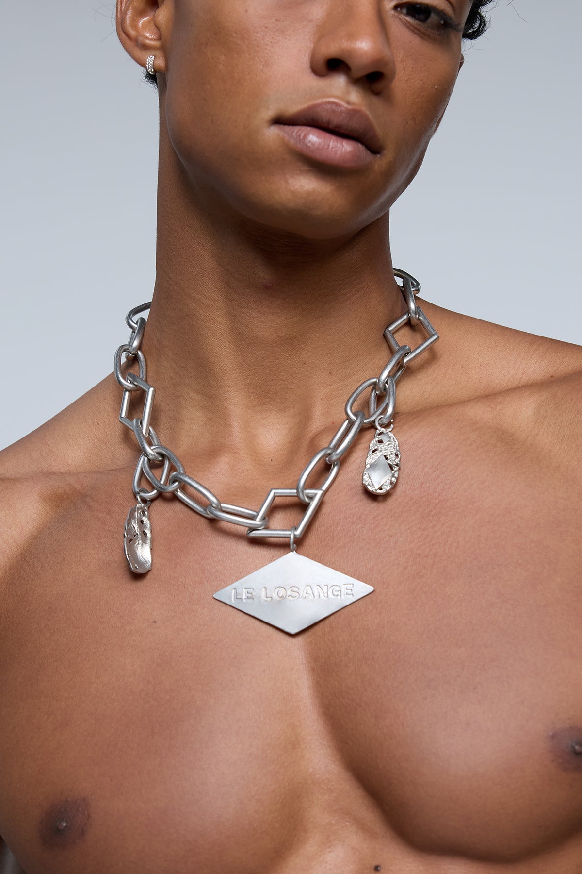 Shadow Beam Necklace