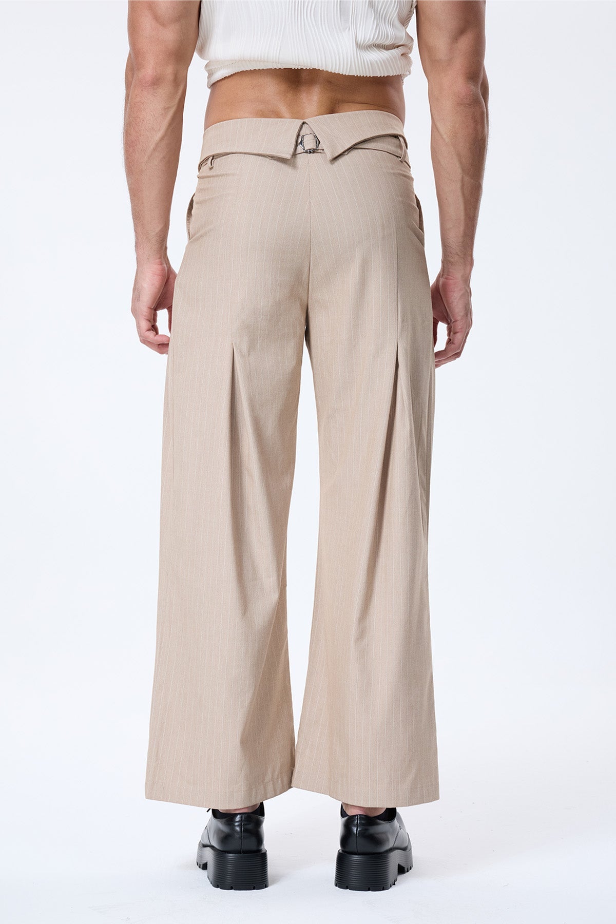 Shadow Pulse Embroidery Straight Pants