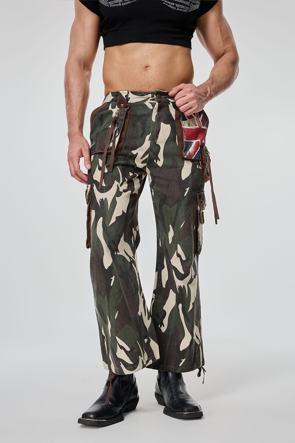 Signal Scuff Camouflage Straight Jeans