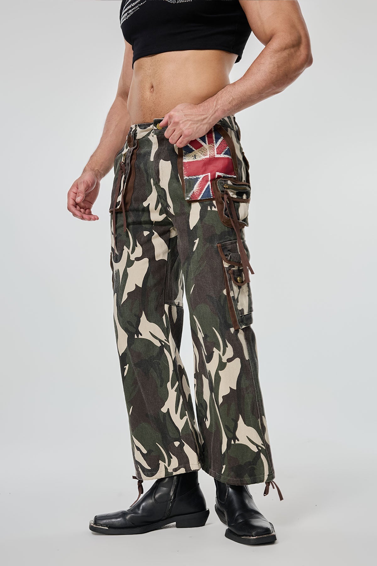 Signal Scuff Camouflage Straight Jeans