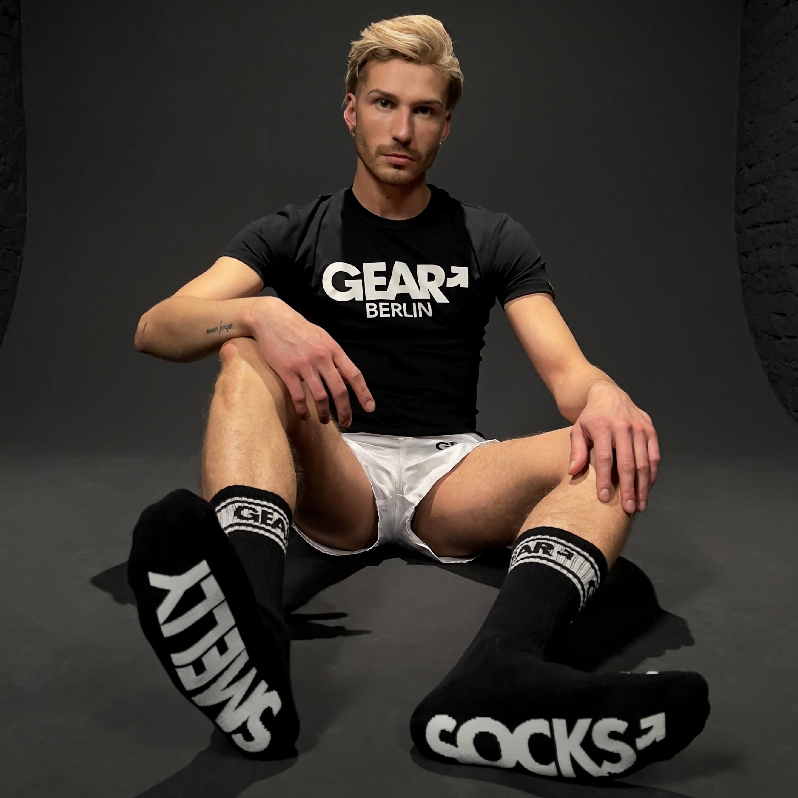 SMELLY SOCKS BLK/WHT
