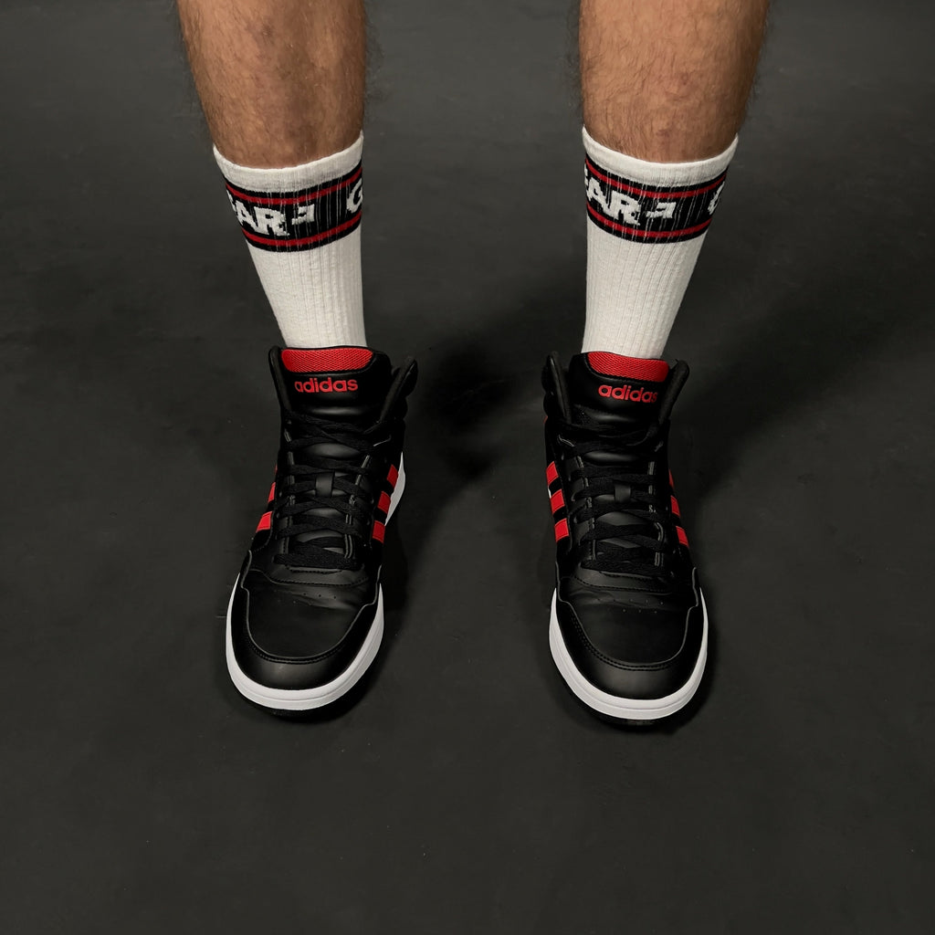 SMELLY SOCKS WHT/RED