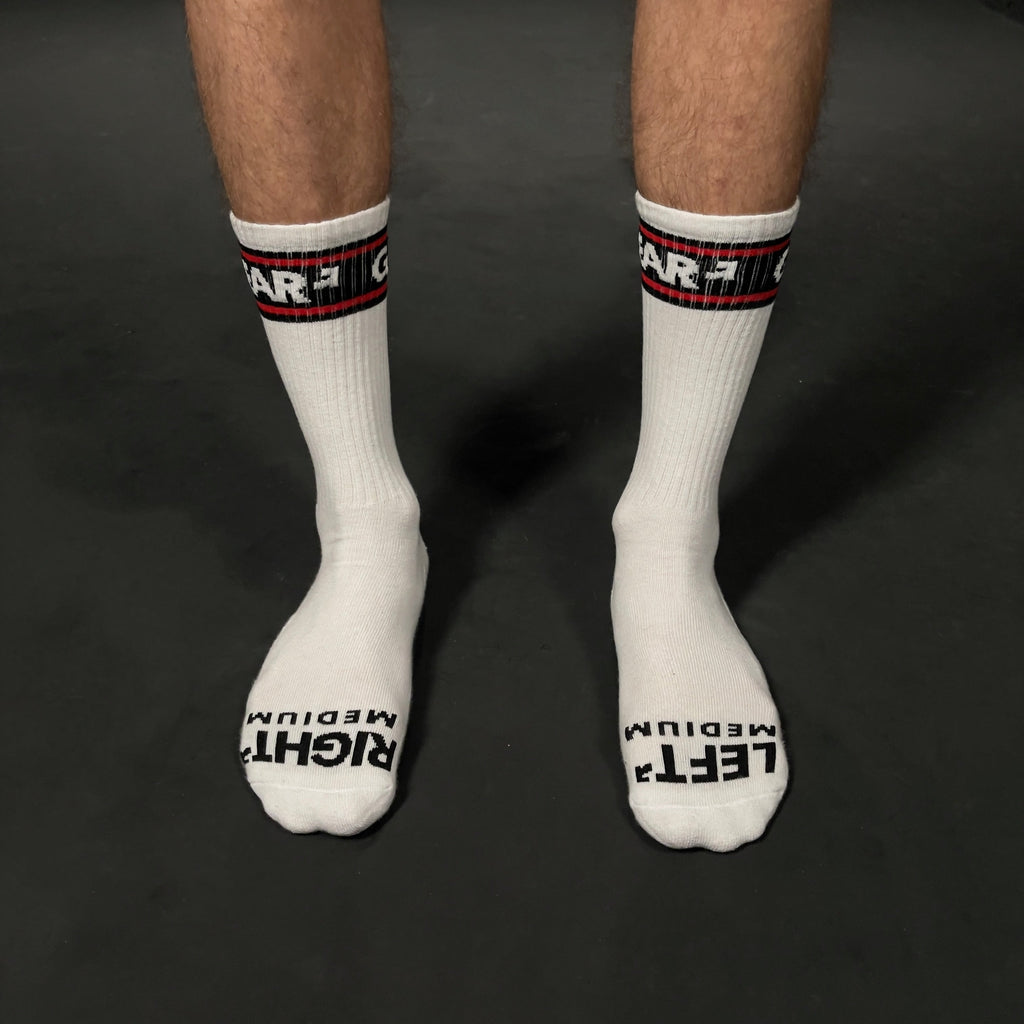 SMELLY SOCKS WHT/RED