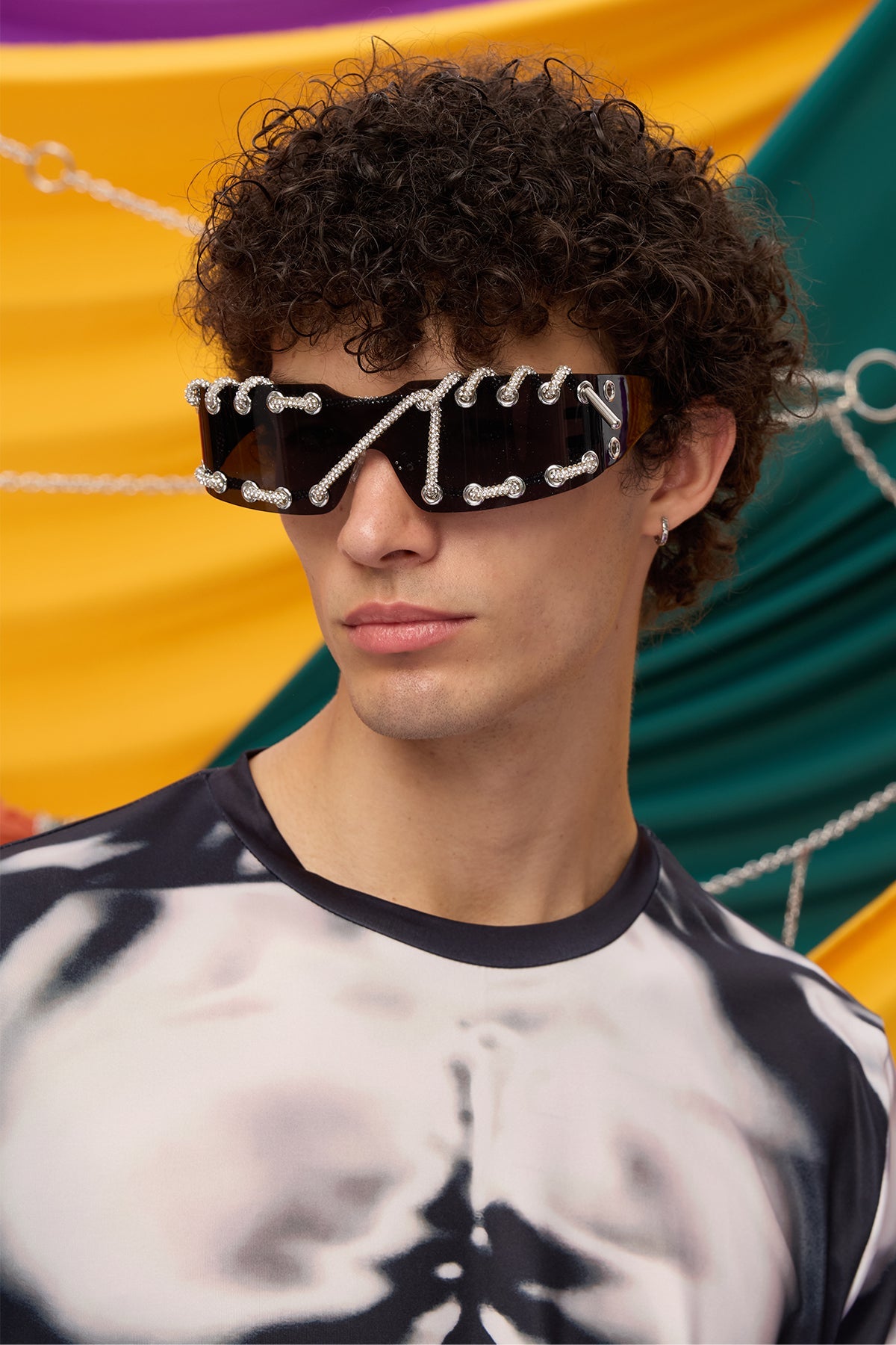Stark Vision Punk Rhinestone Sunglasses