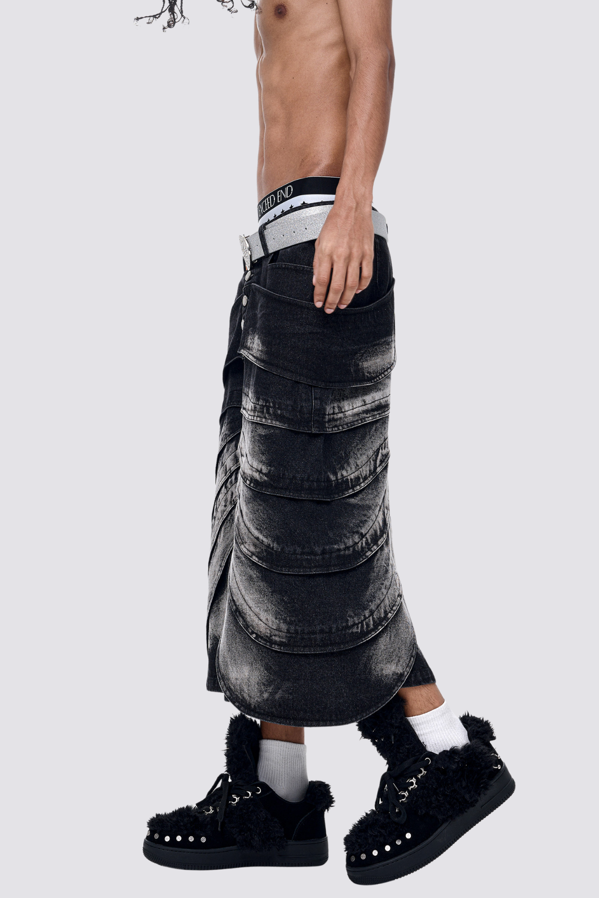 Steel Scuff Deconstructed Capri Jeans