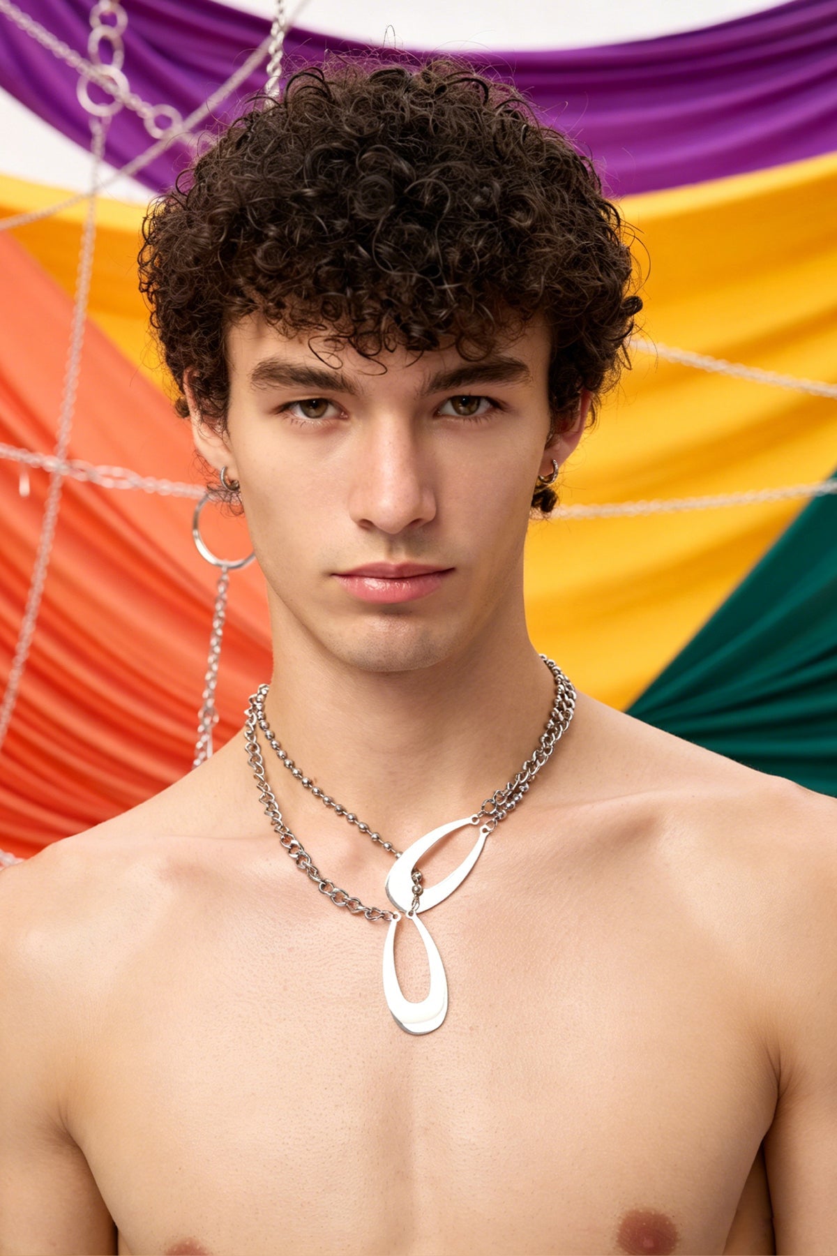 Structural Gleam Necklace