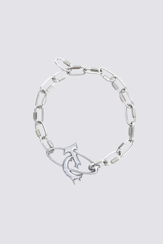 Tight Glare Metal Necklace