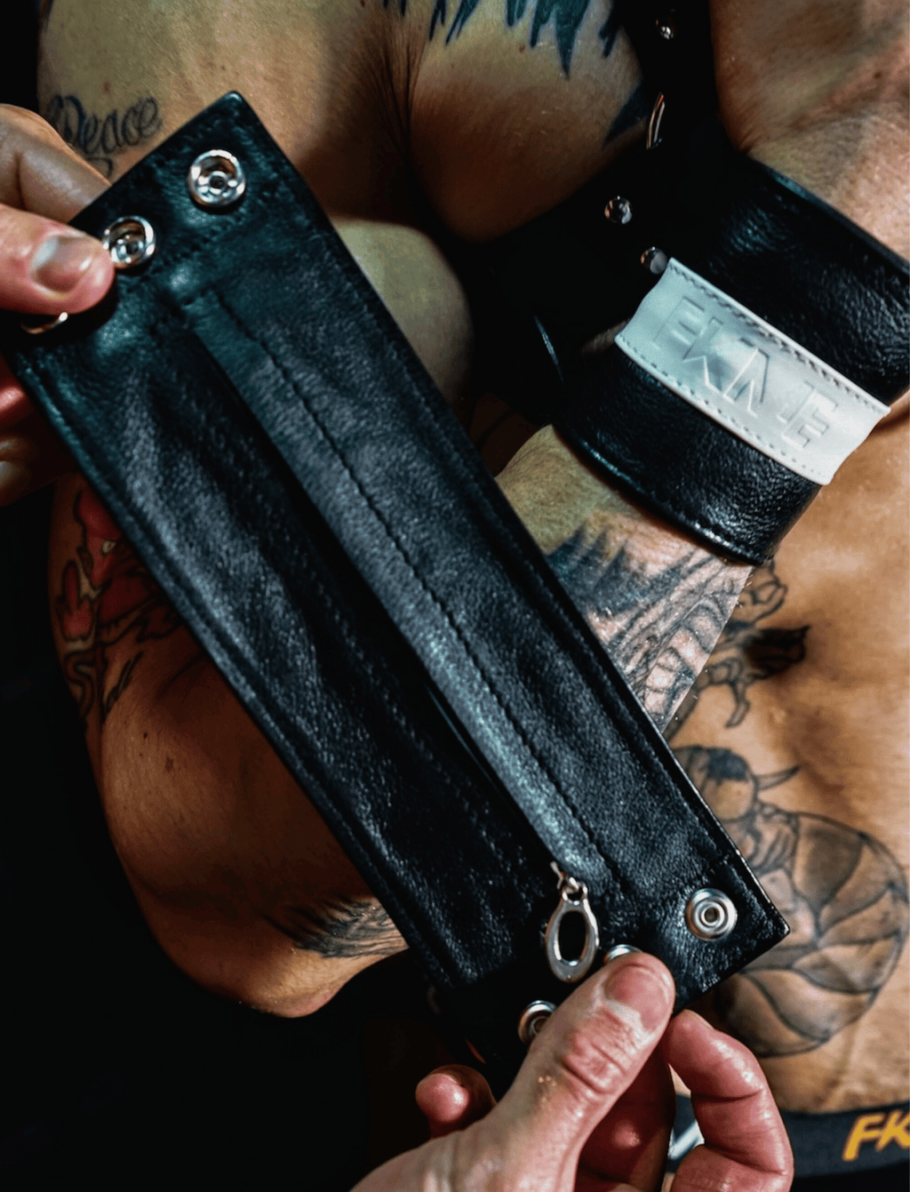 FKME Leather wrist wallet