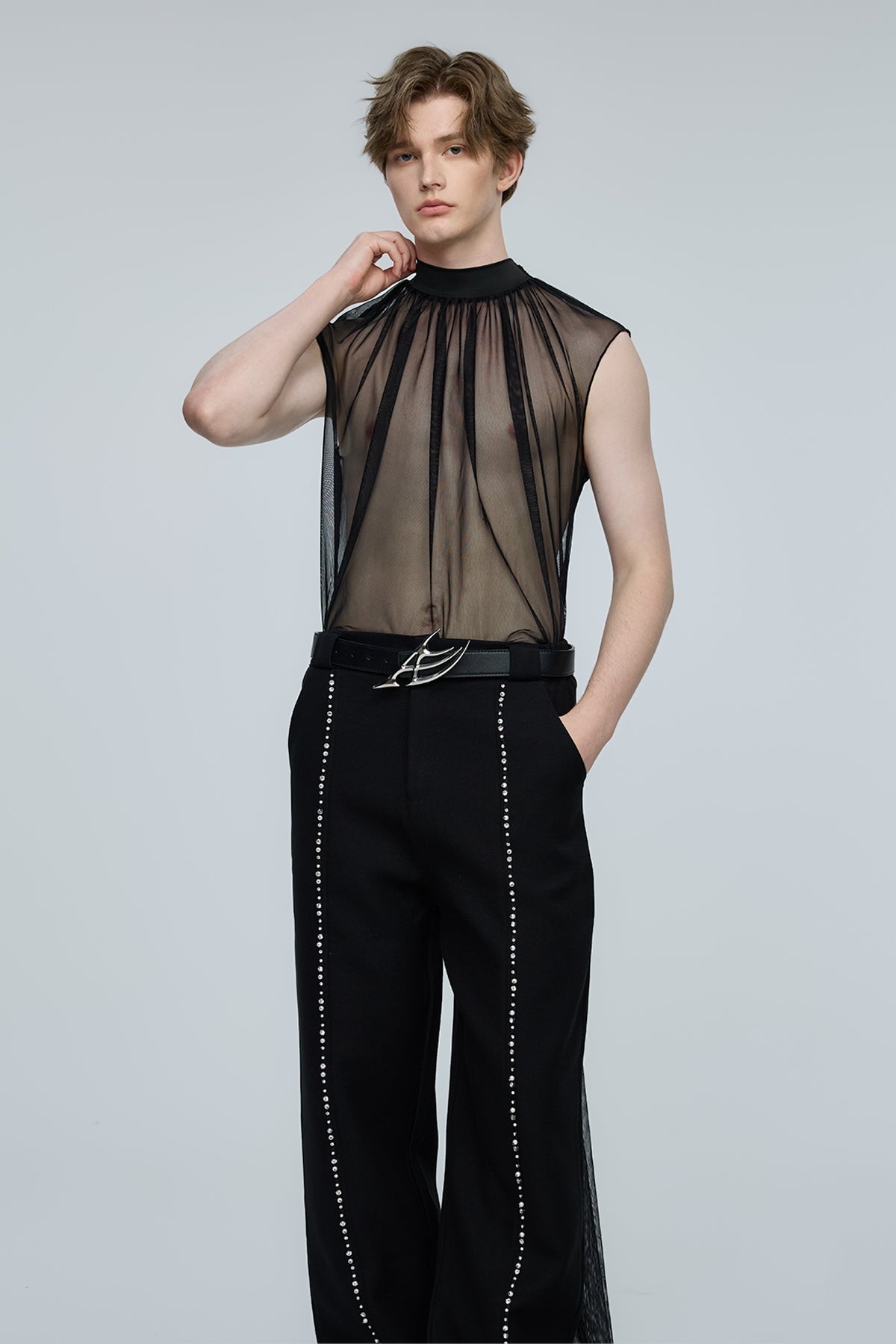 Veil Arc Sleeveless Train Mesh Top