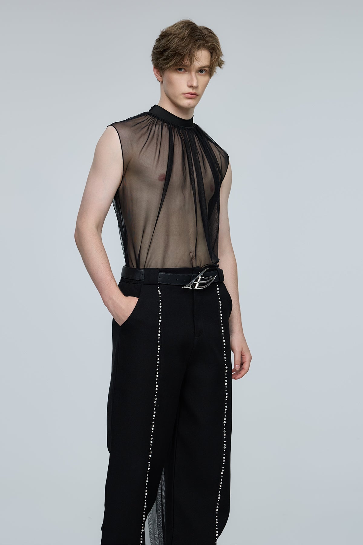 Veil Arc Sleeveless Train Mesh Top