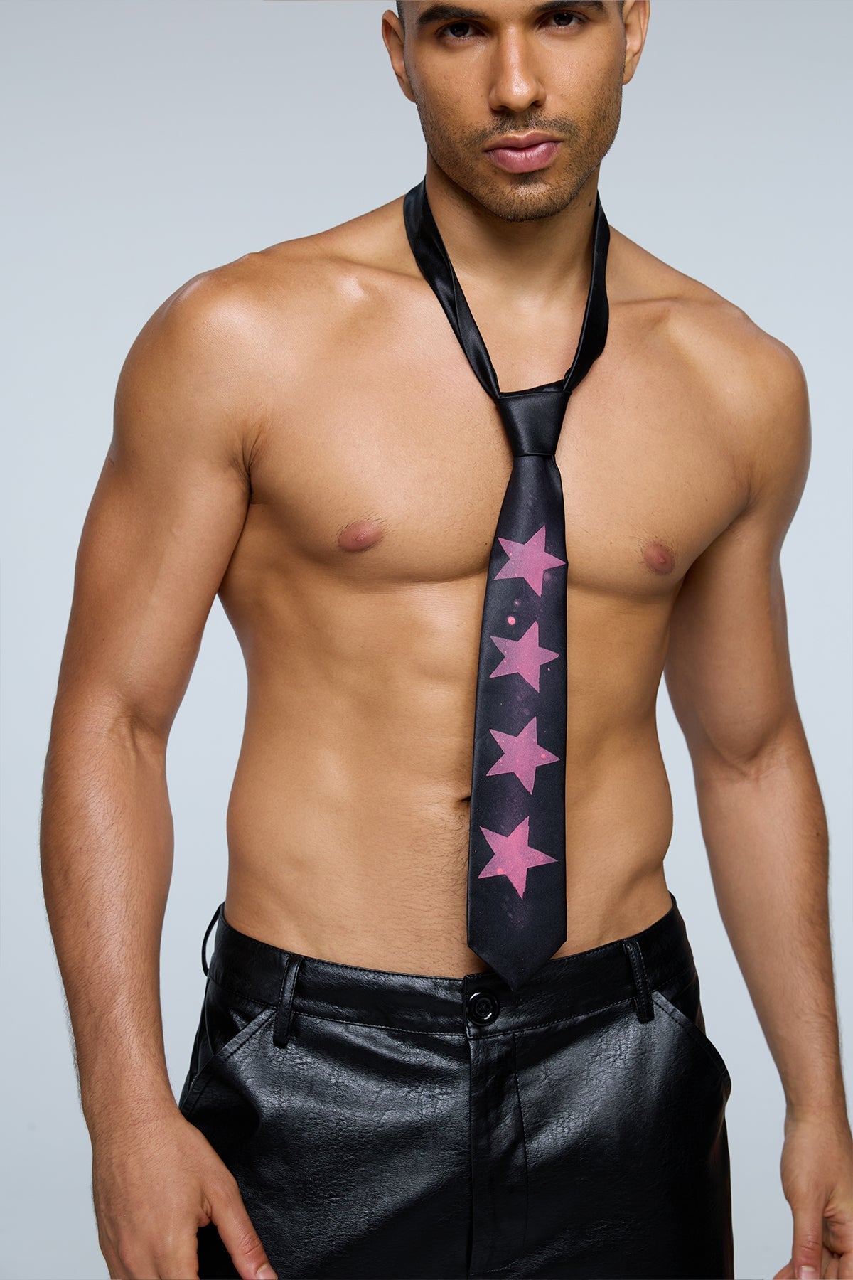 Virtual Angel Star Tie Black