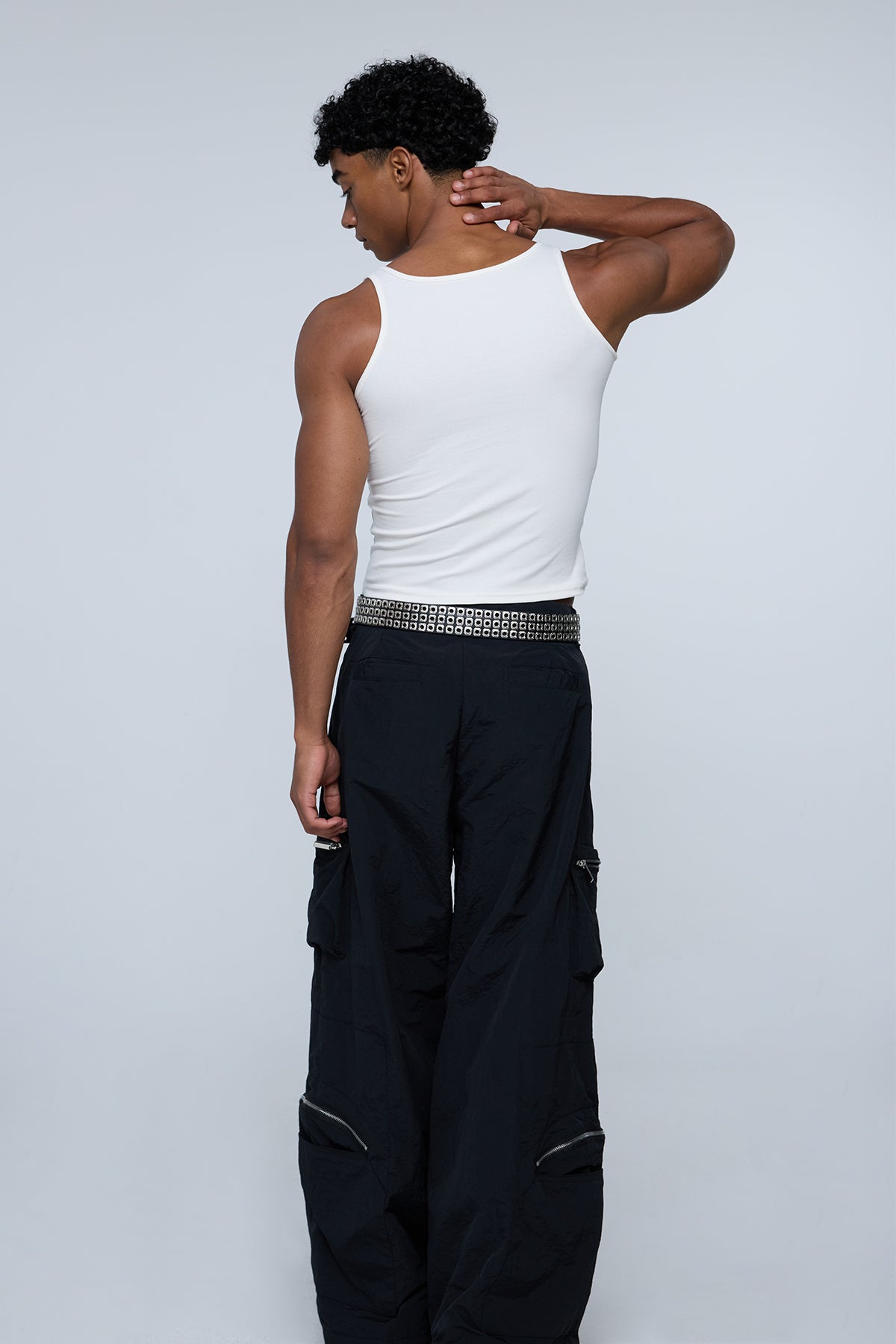 Wavy Thread Zipper Cutout Tank Top