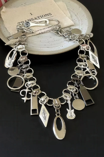 Zipper Necklace – Minimalist & Versatile Design