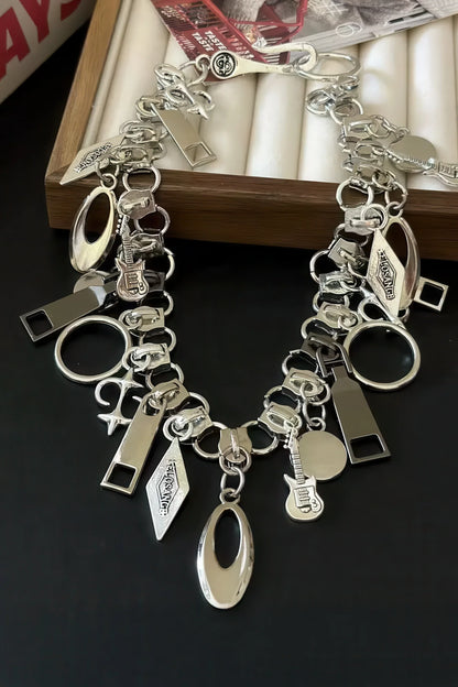 Zipper Necklace – Minimalist & Versatile Design