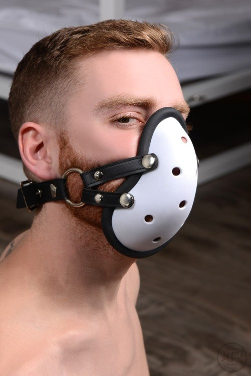 Musk Athletic Cup Muzzle