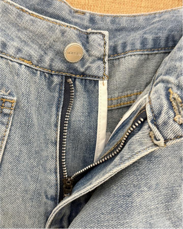 KIIKIO Retro Asymmetrical Pocket Denim Straight Shorts
