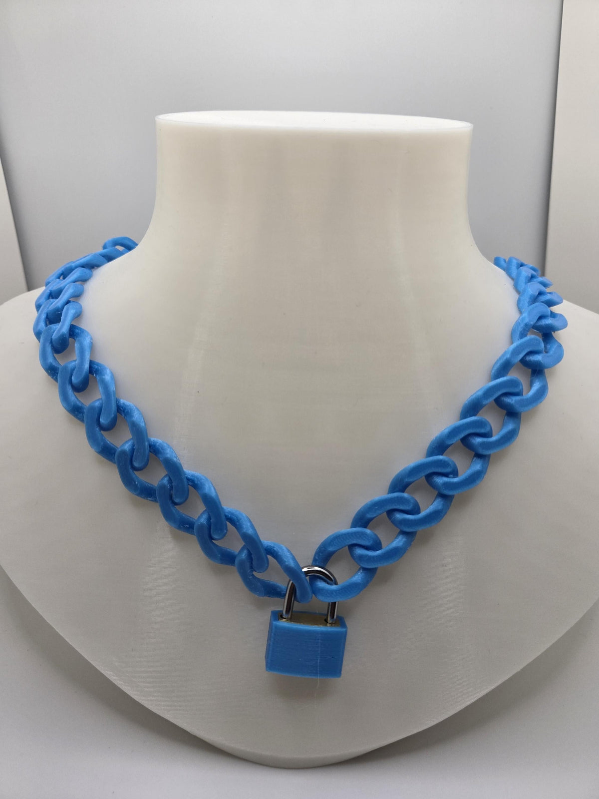 3D Printed Cuban Chain Leash with Matching Padlock