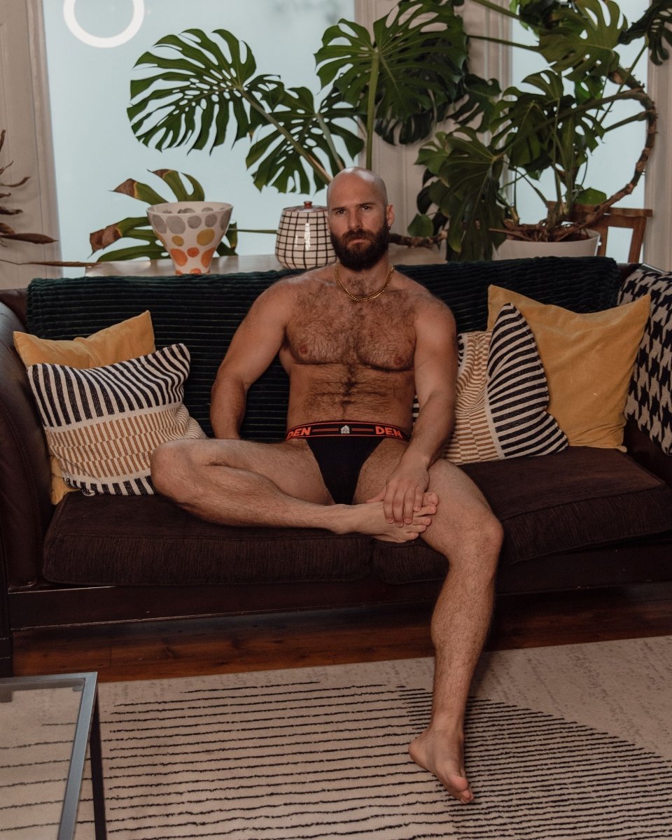 DEN CORE Jock - Black - The Pup Play Hub