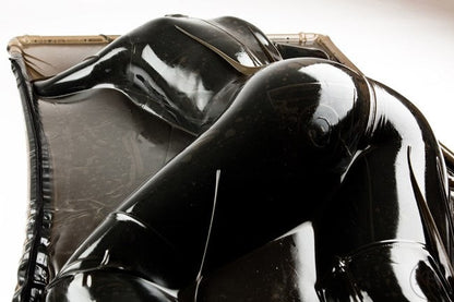Latex Vac Bed